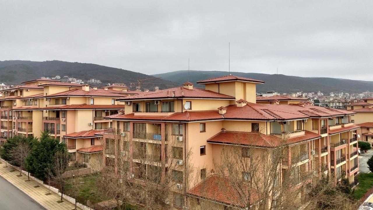 Aparthotel Sorrento Sole Mare Sveti Vlas Exterior foto