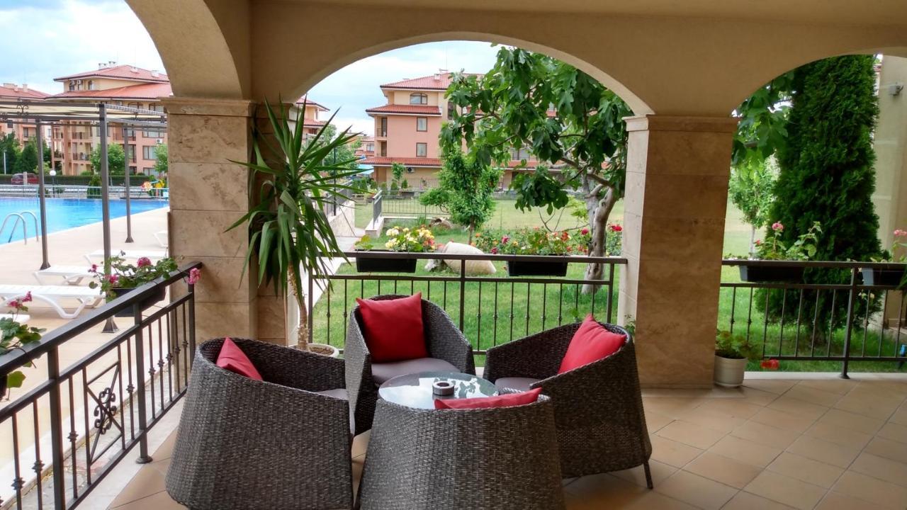 Aparthotel Sorrento Sole Mare Sveti Vlas Exterior foto