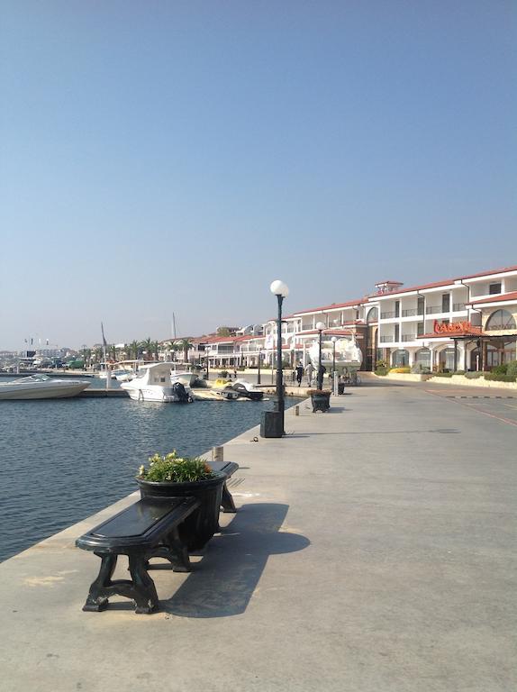 Aparthotel Sorrento Sole Mare Sveti Vlas Exterior foto