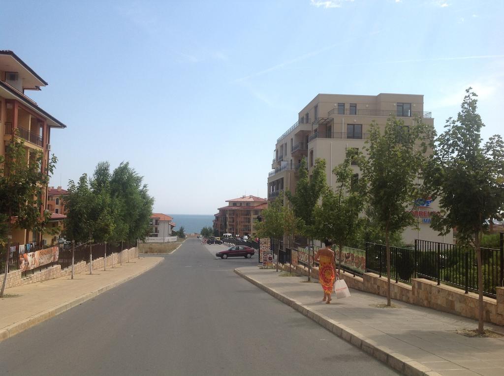 Aparthotel Sorrento Sole Mare Sveti Vlas Exterior foto