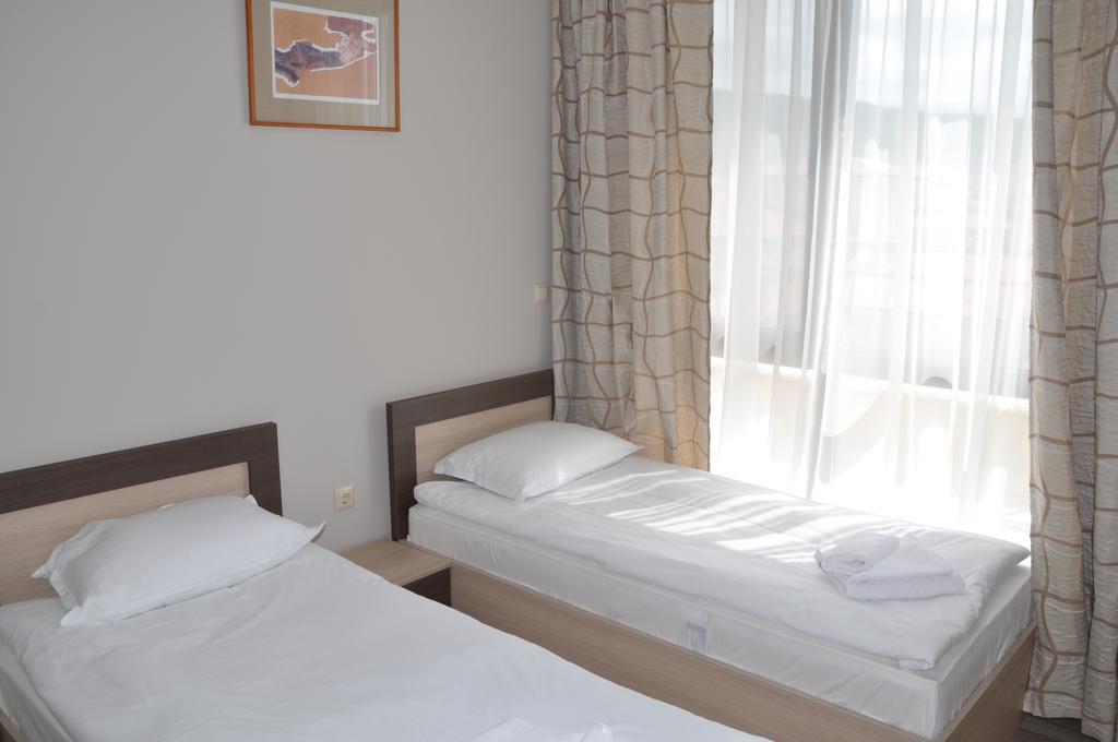 Aparthotel Sorrento Sole Mare Sveti Vlas Exterior foto