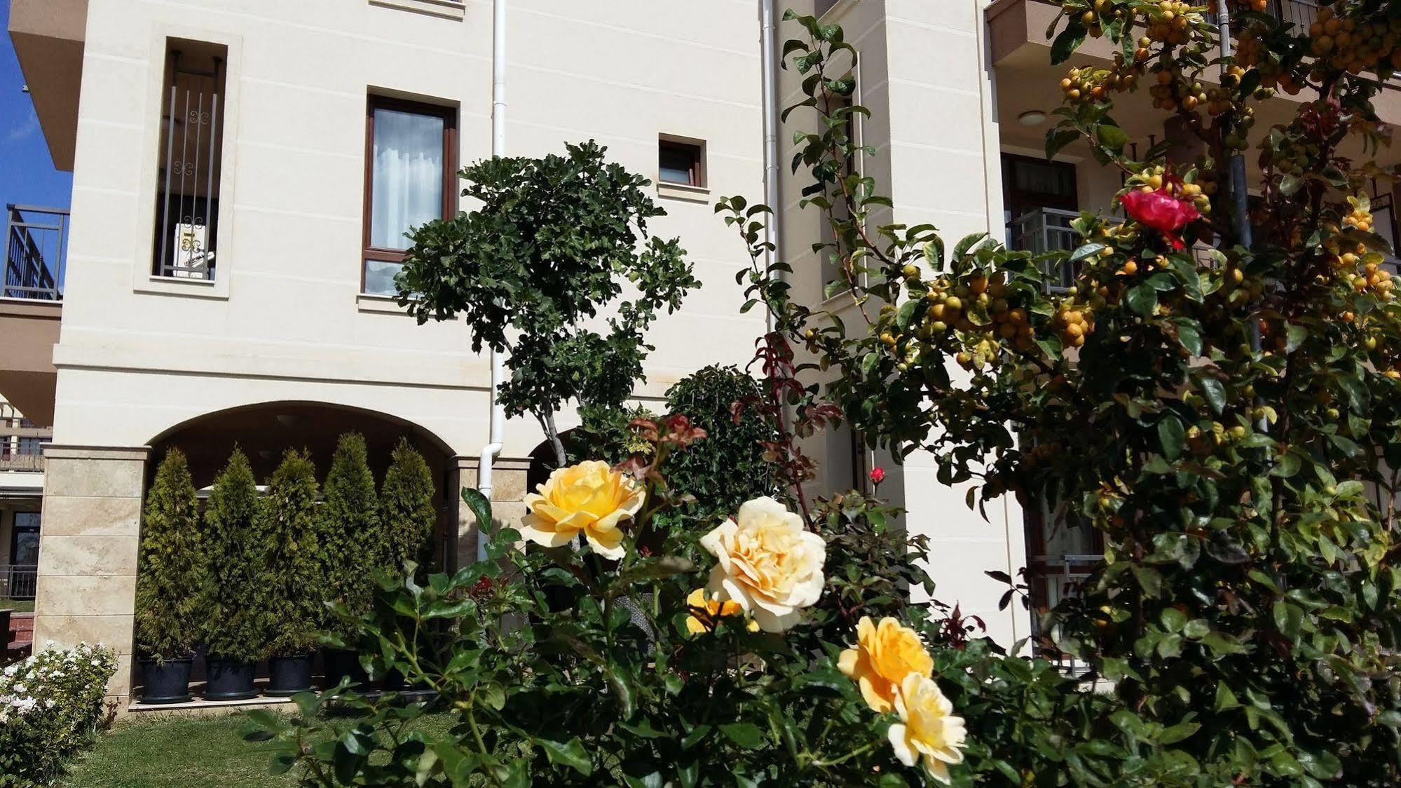Aparthotel Sorrento Sole Mare Sveti Vlas Exterior foto