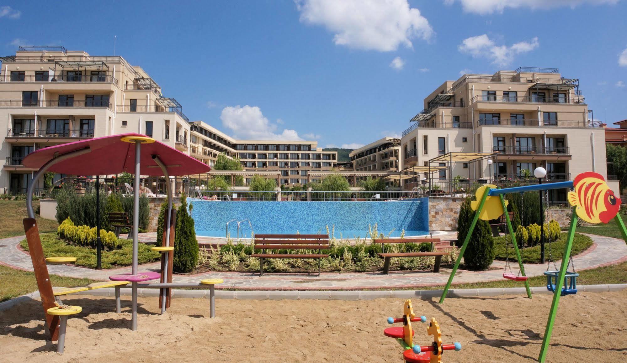 Aparthotel Sorrento Sole Mare Sveti Vlas Exterior foto
