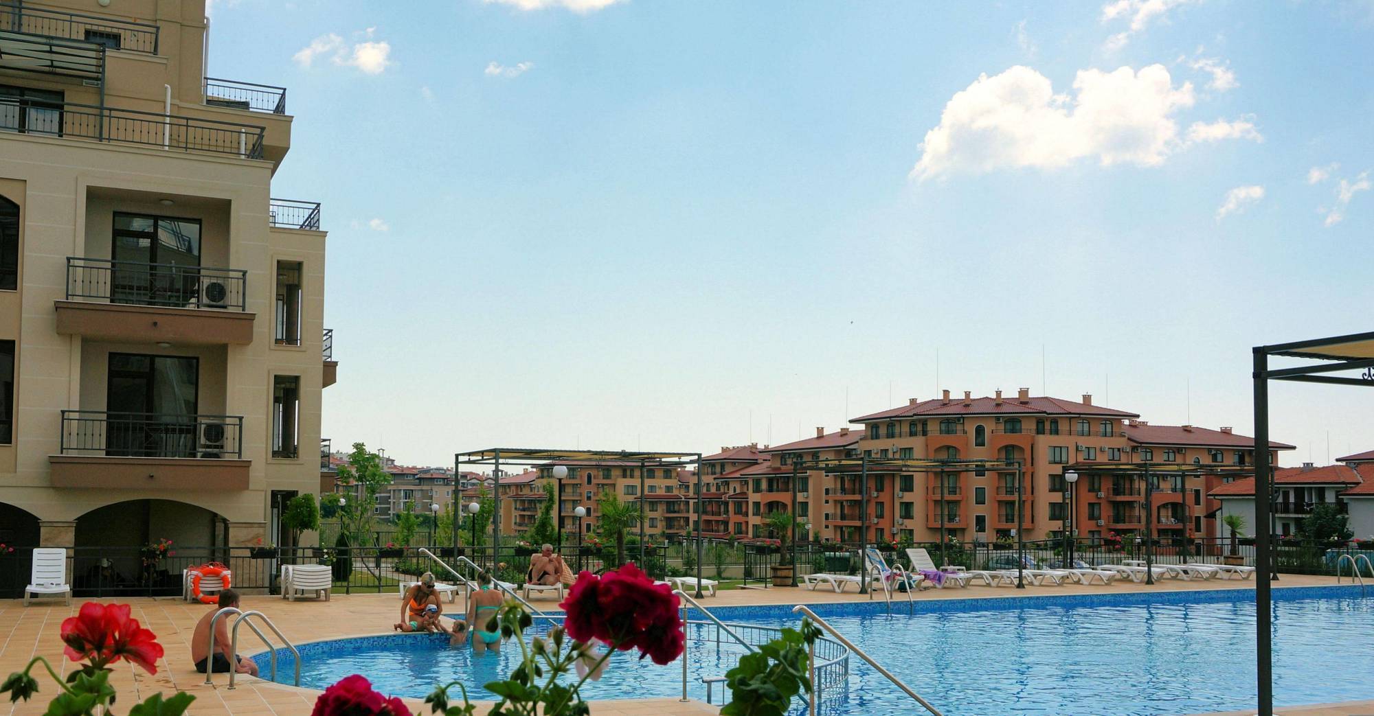 Aparthotel Sorrento Sole Mare Sveti Vlas Exterior foto